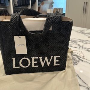 LOEWE MEDIUM RAFFIA BLACK BAG